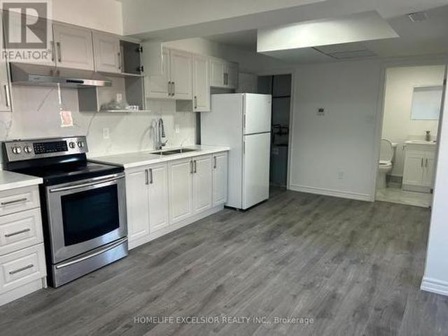 Unit 6 3 Simcoe Street S, Oshawa, ON, L1H 1A9 house for lease | Listing ID E13485 | Royal LePage