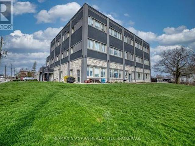 Unit #9 2 Lewis Street, Fort Erie Central, ON, L2A 2P7 investment for lease | Listing ID X13021 | Royal LePage