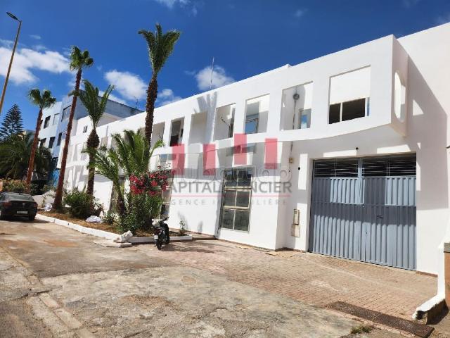 Unité industrielle de 1550 m2 de surface exploitable a la location a Bouskoura Oulad saleh