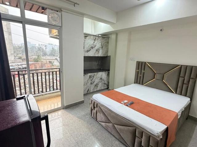 Unitech Rakshak 1 RK 220 Sq. Ft. Builder Floor in Sector 41 Gurgaon Listing ID: #10001