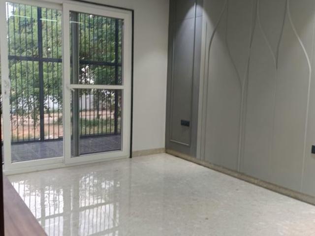 Unitech South City II 3 Bedroom 240 Sq. Ft. Builder Floor in Sector 50 Gurgaon Listing ID: #10372