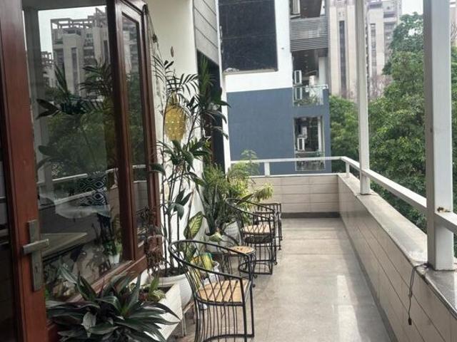 Unitech South City II 3 Bedroom 3200 Sq. Ft. Builder Floor in Sector 50 Gurgaon Listing ID: #9989