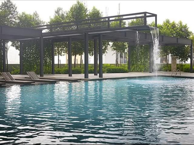 Univ 360 Place, Serdang Jaya, Seri Kembangan