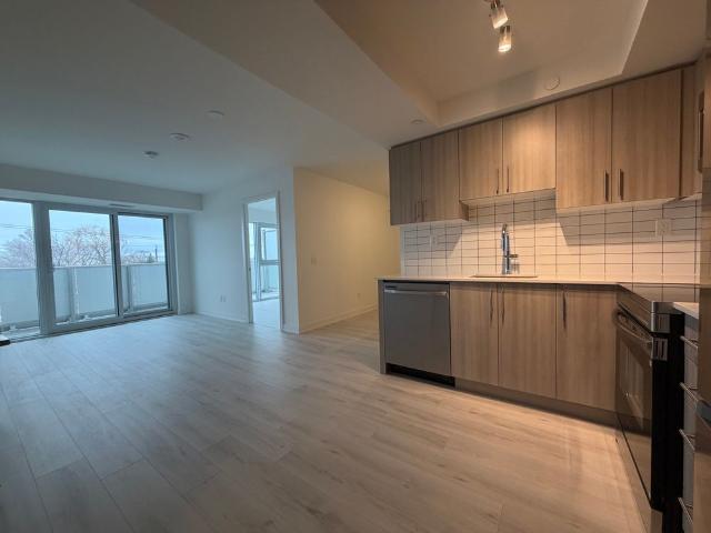 UNIVERSAL CITY 6: Bayly St & Brock Rd 1010 Sandy Beach Rd AD#100311