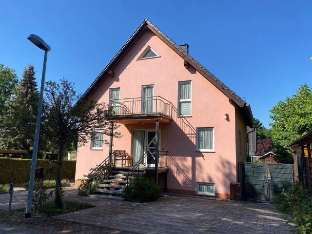 Universelles Traum Haus mit überdachter Terrasse, Fussweg zum glasklaren Plessower See 8 min direkt vom Eigentümer