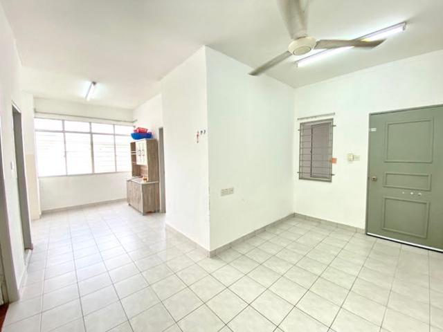 University Apartment 1 UA1 Sulaman Kingfisher 1B UMS MURAH