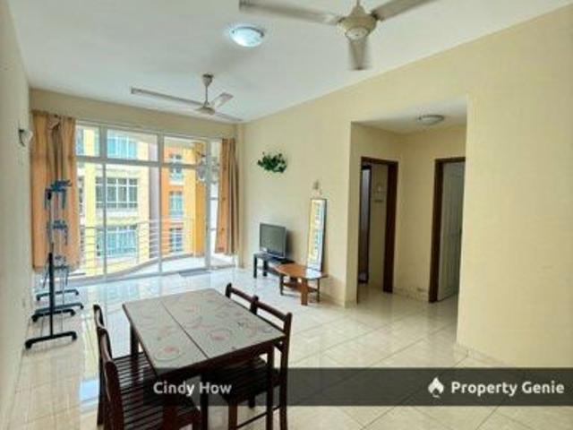 University Green Apartment