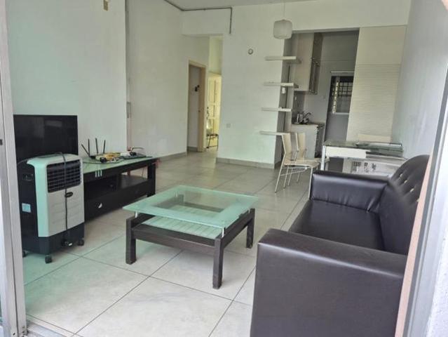 University place usm 1000sf 2cp corner rare nice