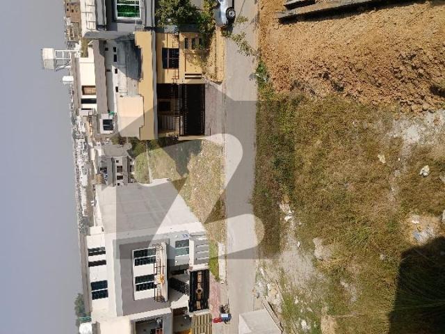 University Town Block A 5Marla Brand new House University Town Block A