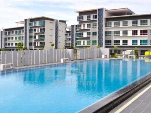 University Utama Condominium Ph 6 For Sale