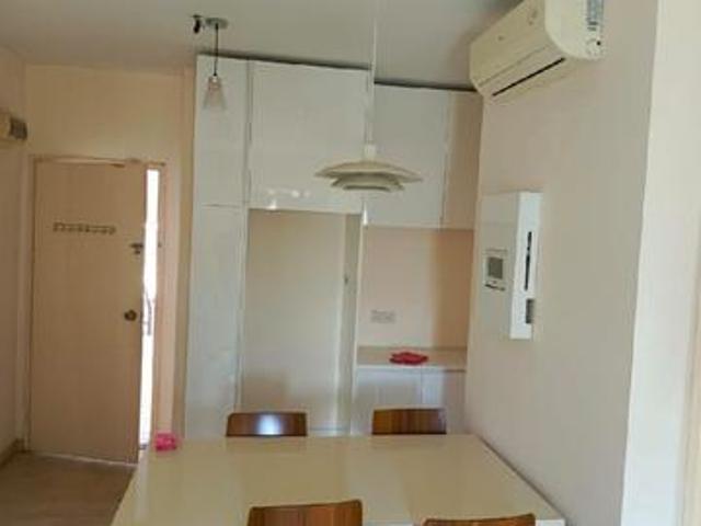University utama condominium phase 3