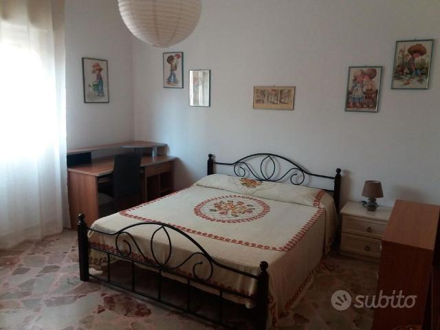Università Civico singola con letto matrimoniale