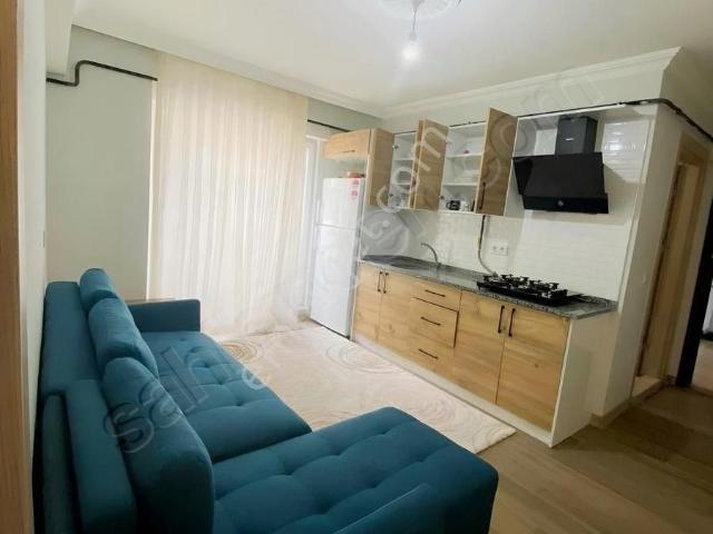Üniversite Bölgesi Orta Kat Eşyalı 1+1 Fırsatı