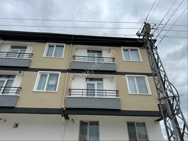 Üniversite Civ.kat:2 Komplr Eşyalı Sıfır Arakatta