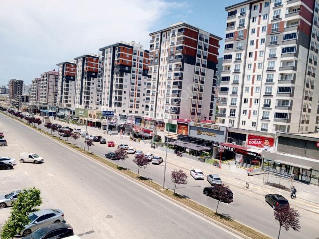 Üniversite Civarında, Kiralık Geniş Ve Ferah Daire