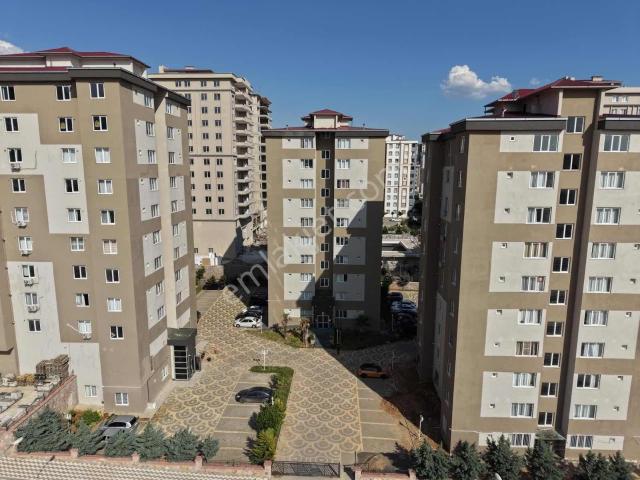 Üniversite Civarı Kiralık Daire