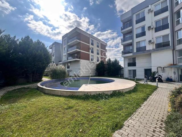 Üniversite Yakını Site İçinde Kiralık Eşyalı 1+0 Daire