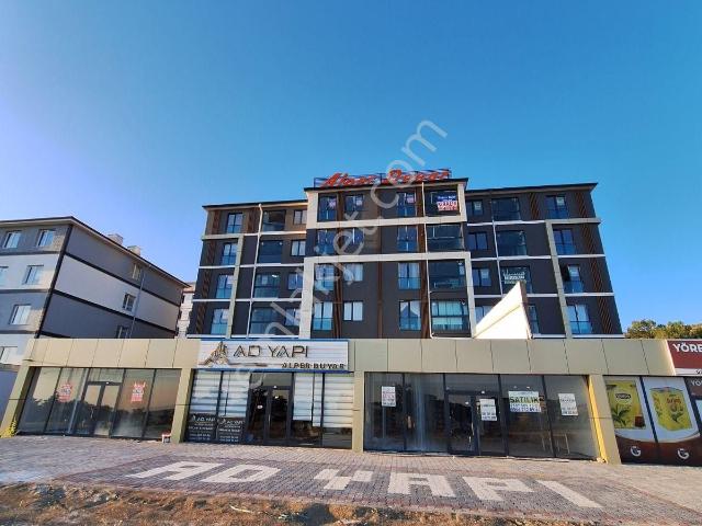Üniversite Yolunda 3+0 Full Yapılı Daire Burcu Emlaktan