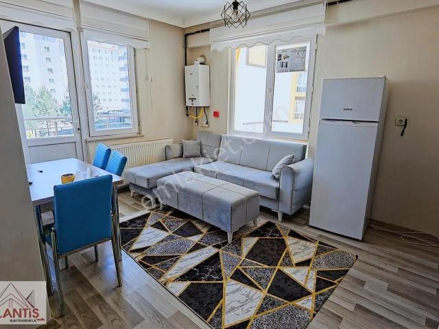 Üniversiteye Yürüme Mesafesinde 2+1 Eşyalı Kiralık Daire