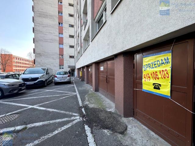Uniwersytecka 25 20 m², Katowice