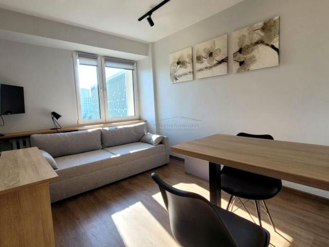 Uniwersytecka 20 m², Katowice