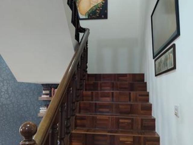 Uni Garden Terrace 4 Bed 3 Bath Partially Furnished