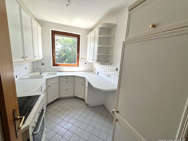 UNI Real Inklusive Loggia und Garage