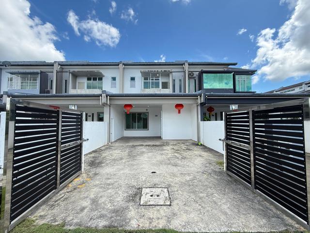 UNICENTRAL DoubleStorey Intermediate House for RENT