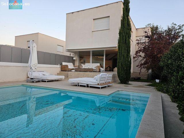 ÚNICO y ESPECTACULAR CHALET con PISCINA y posibilidad de CÁMARA HIPERBÁRICA