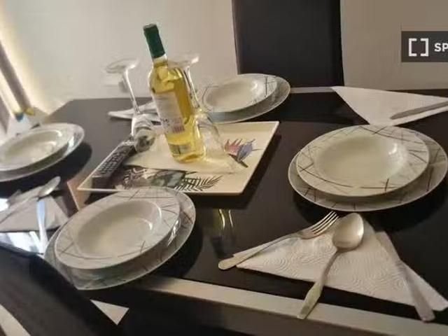 Acogedor Apartamento de 2 habitaciones en alquiler en Los Glad.