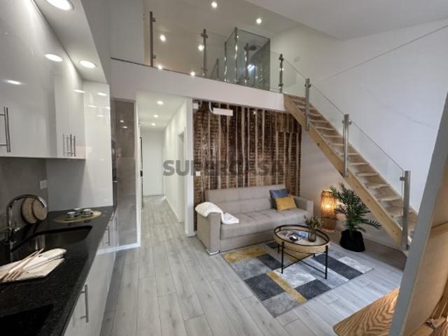 Único e Fantástico Apartamento T1+1 em Zona Privilegiada das Laranjeiras