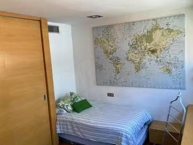Acogedor Habitación en Avenida de Italia, El Cano Bermejales