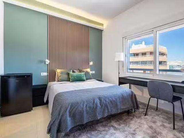 Único Habitación en Avinguda d'Aguilera, Benalúa
