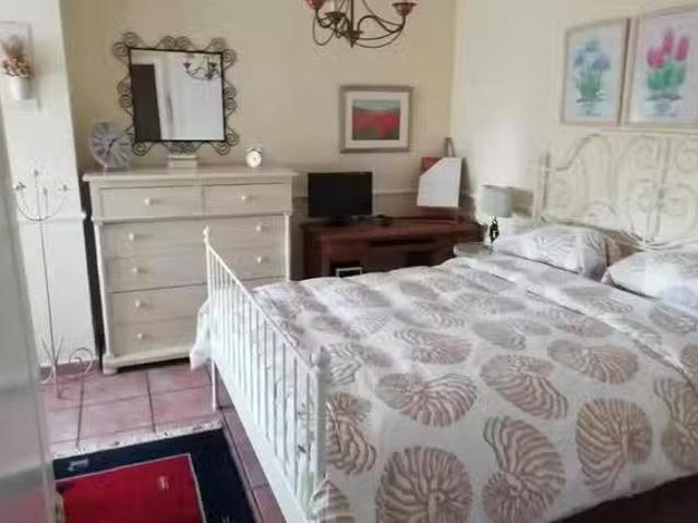 Bonito Habitación en Calle Aguilar