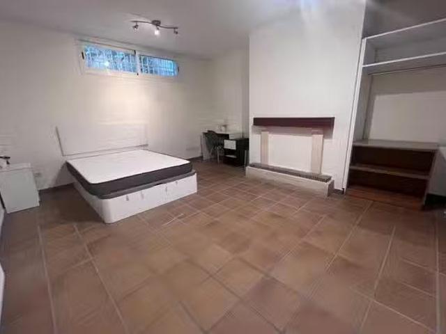 Acogedor Habitación en Calle de Basilio de Prado, Peñagrande