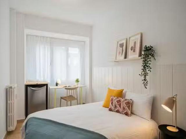 Acogedor Habitación en Calle de Bravo Murillo, Cuatro Caminos