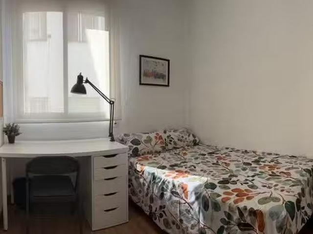 Nuevo Habitación en Calle de Fernando el Católico, Gaztambide