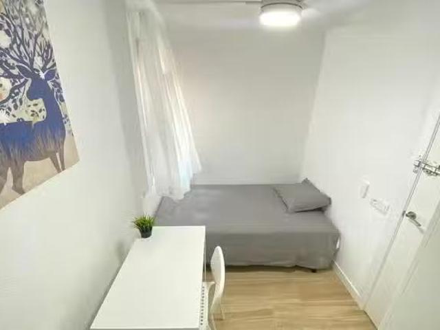 Único Habitación en Calle de la Garganta de Aisa, Numancia