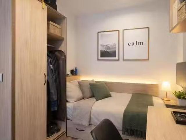 ¡Renta! Habitación en Calle de la Princesa, Centro