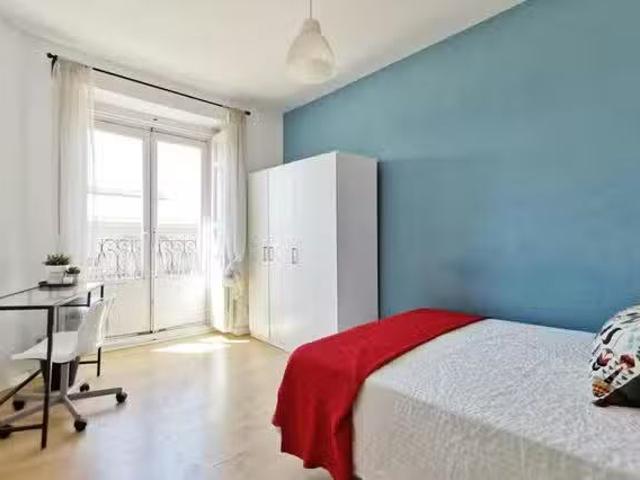 Acogedor Habitación en Calle de Redondilla, Palacio