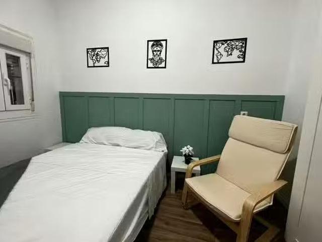 ¡En alquiler! Habitación en Calle de Salitre, Embajadores