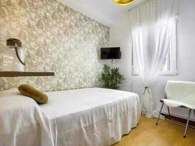 ¡Renta! Habitación en Calle de Sancho Dávila, Fuente del Berro