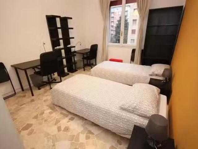 Encantador Habitación en Calle de Triana