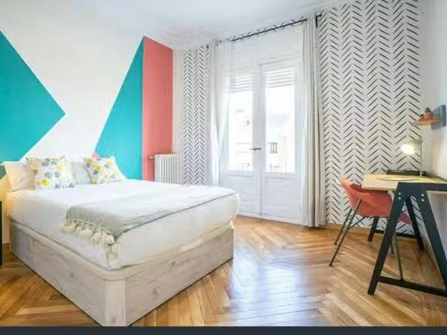 ¡Oferta! Habitación en Calle Luchana, Trafalgar