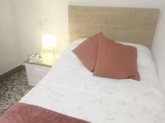 Bonito Habitación en Carrer d'Alcoi