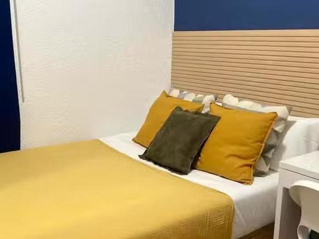 Bonito Habitación en Carrer de Tossa