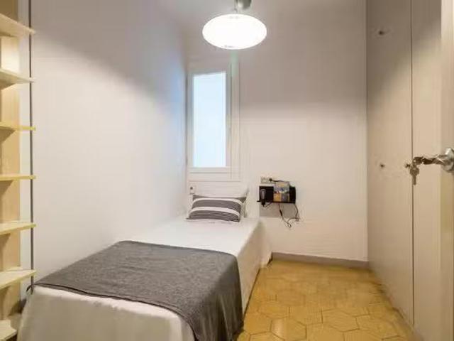 ¡Renta! Habitación en Carrer de Balmes, Sant Gervasi Galvany