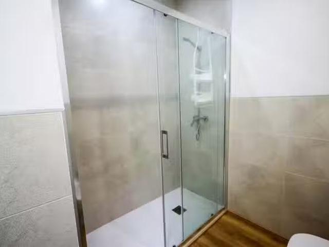 ¡Oferta! Habitación en Carrer de la Riera de Sant Miquel