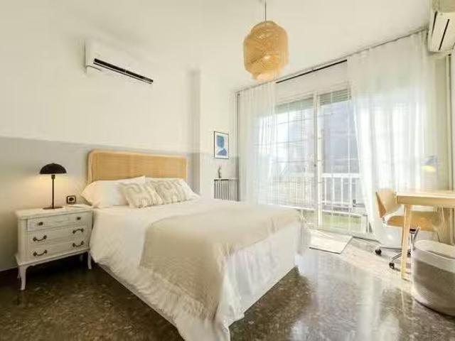 ¡Renta! Habitación en Carrer de Mallorca, Sagrada Familia