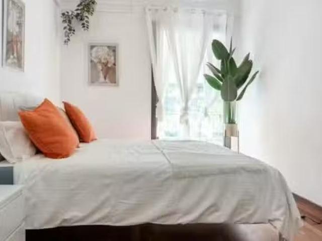 ¡Recién llegado! Habitación en Carrer de Muntaner, Sarrià Sant.